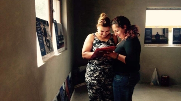 femeile participa egal